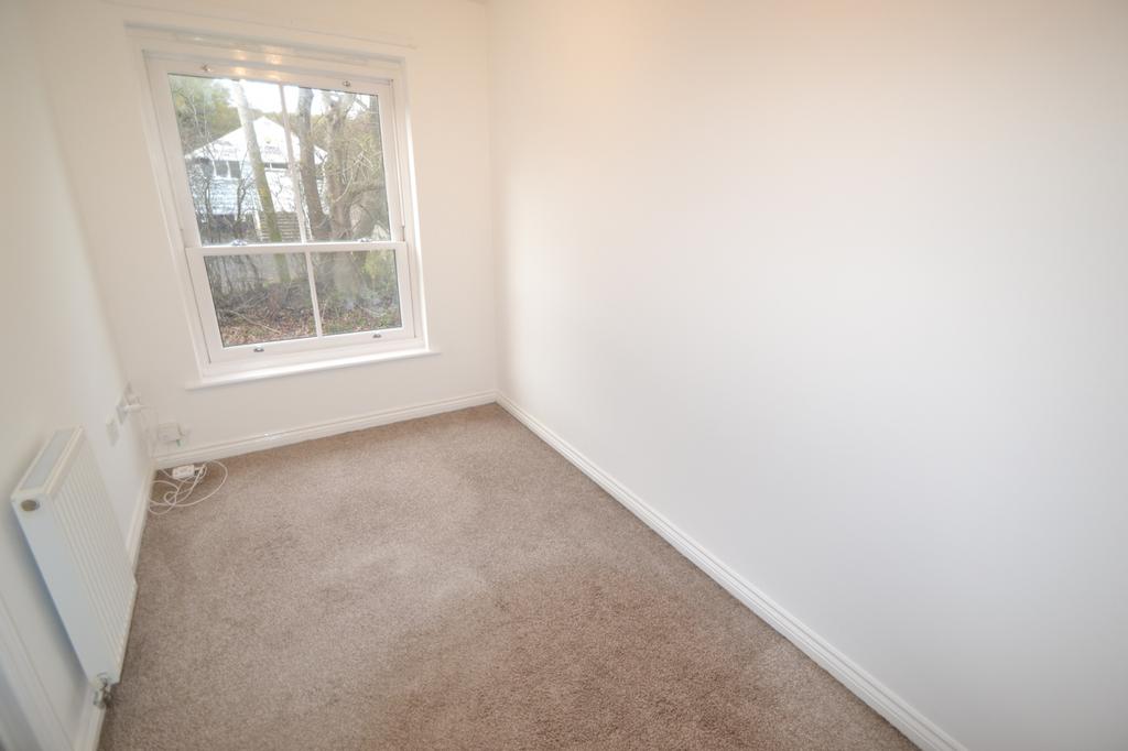 Single Bedroom