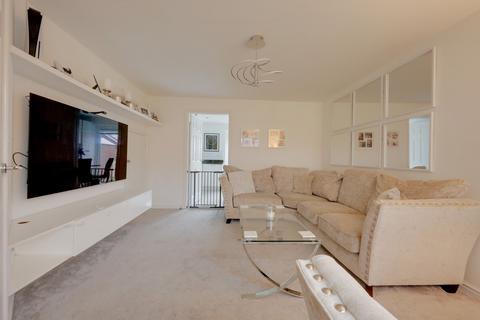 3 bedroom end of terrace house for sale, Aphrodite Way, Burgess Hill, RH15