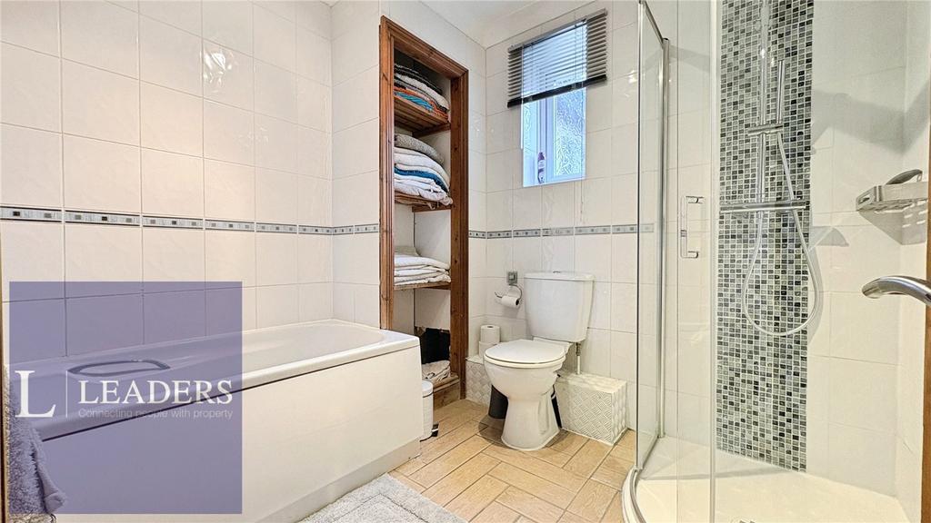 4 Piece Suite