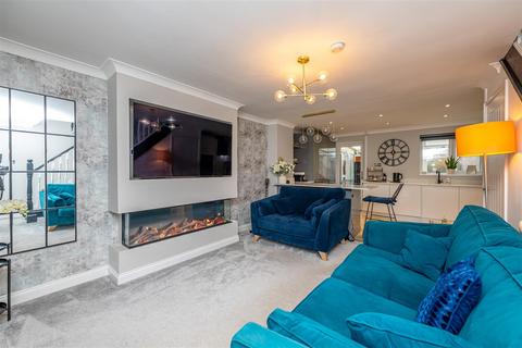 undefined, 15 Coulter Grove, Perton, Wolverhampton, WV6 7AU