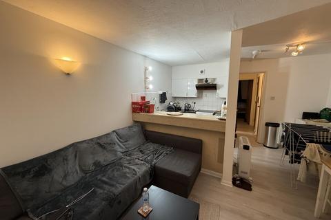 1 bedroom flat to rent, Ground Floor Flat Pavilion Way, Edgware HA8