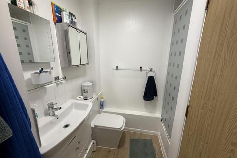 1 bedroom flat to rent, Ground Floor Flat Pavilion Way, Edgware HA8