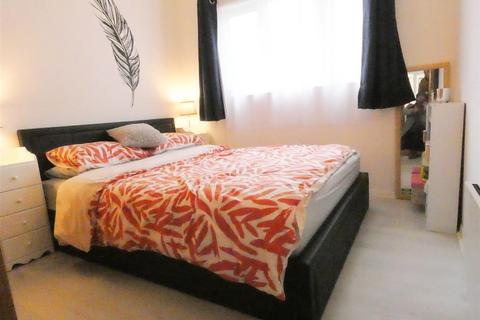 1 bedroom flat to rent, Ground Floor Flat Pavilion Way, Edgware HA8