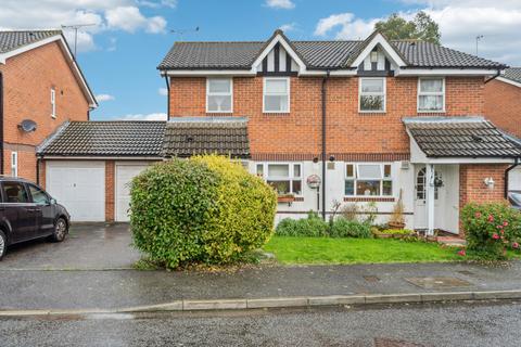 4 bedroom semi-detached house for sale, Hazelwood Close, North Harrow, HA2