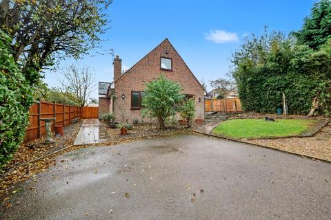 3 bedroom detached house for sale, Barrow Road, Quorn LE12