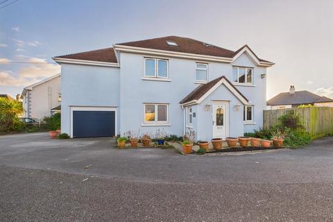 undefined, Warwick Crescent, Porthcawl CF36