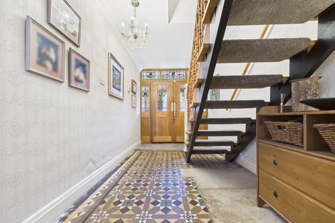 4 bedroom detached house for sale, Broadway, Yaxley, PE7