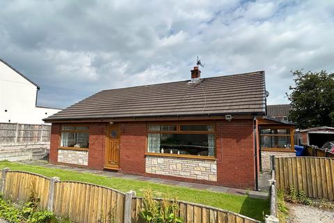 2 bedroom detached bungalow for sale, Atherton Road, Hindley Green, Wigan