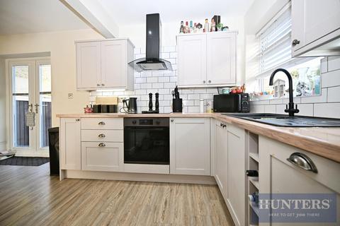 3 bedroom semi-detached house for sale, Church Street, Yeadon, Leeds