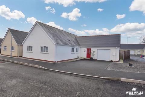 undefined, Slade Gardens, Haverfordwest