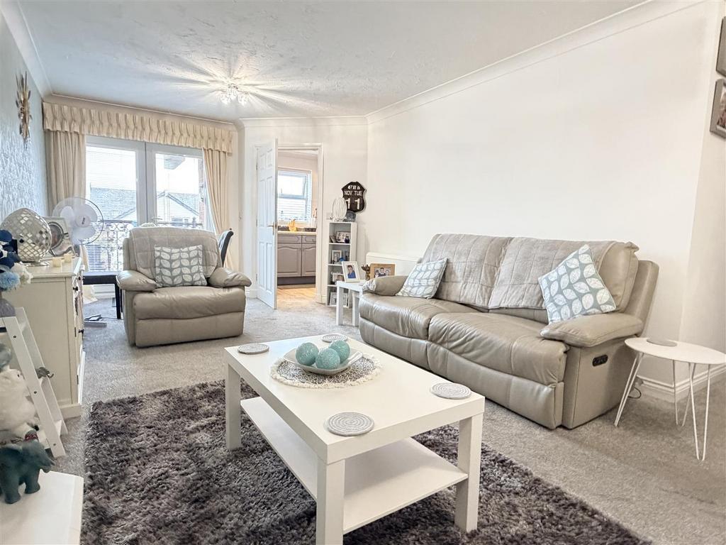 Lounge with dining area