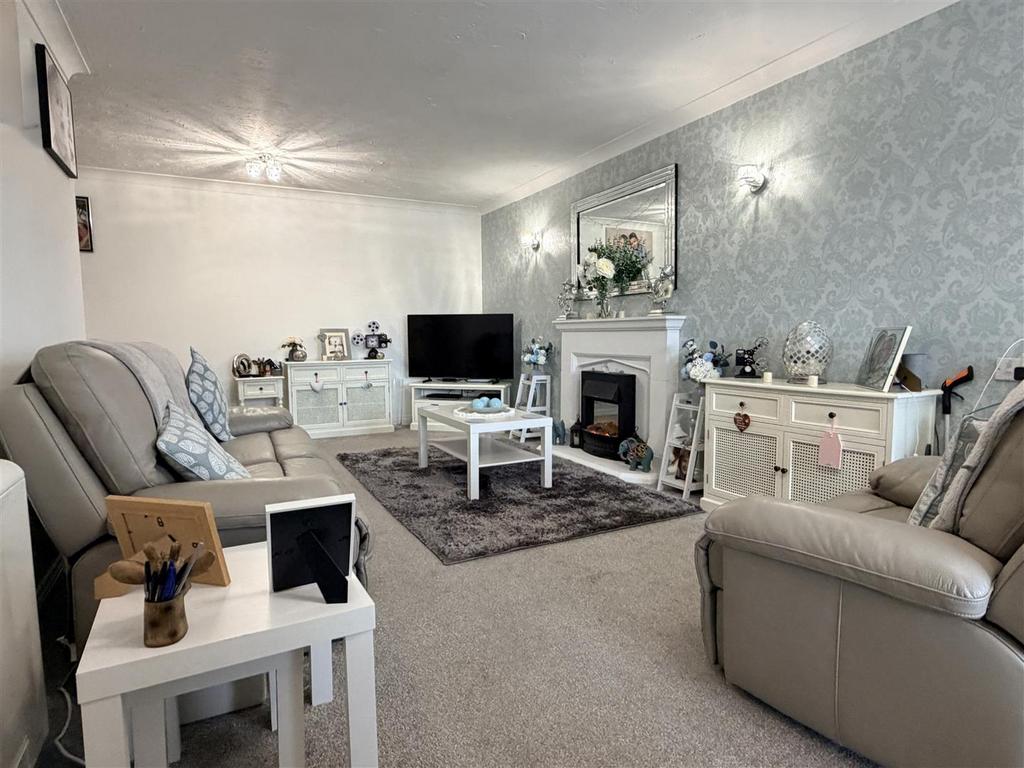 Lounge with dining area