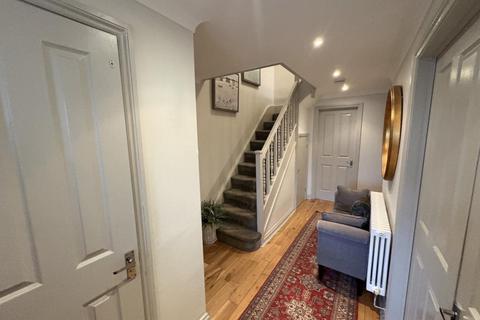 4 bedroom detached house to rent, Bryn Hedydd, Llangyfelach, SA6 8BS