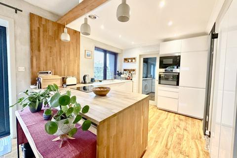 4 bedroom detached house for sale, Elmsway, Southbourne, Bournemouth, BH6