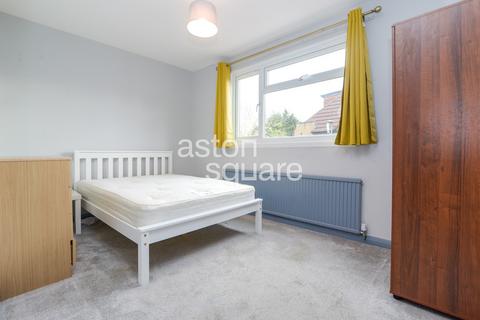 2 bedroom maisonette to rent, Holders Hill Drive, London, NW4