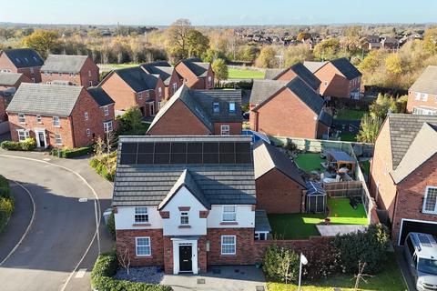 4 bedroom detached house for sale, Foxtail Road, Stapeley, CW5