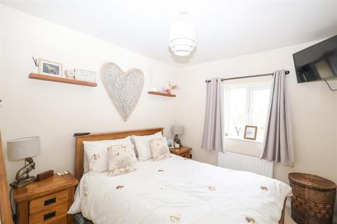3 bedroom end of terrace house for sale, The Village Green, Sinderby, Thirsk
