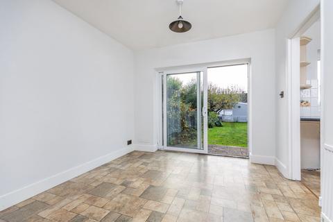3 bedroom semi-detached house for sale, Nelson Road, Winchester, SO23