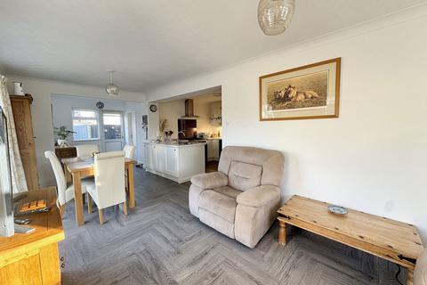 undefined, Lon Garnedd, Abergele, LL22 7EW