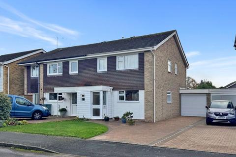 undefined, Chequers Park, Wye TN25