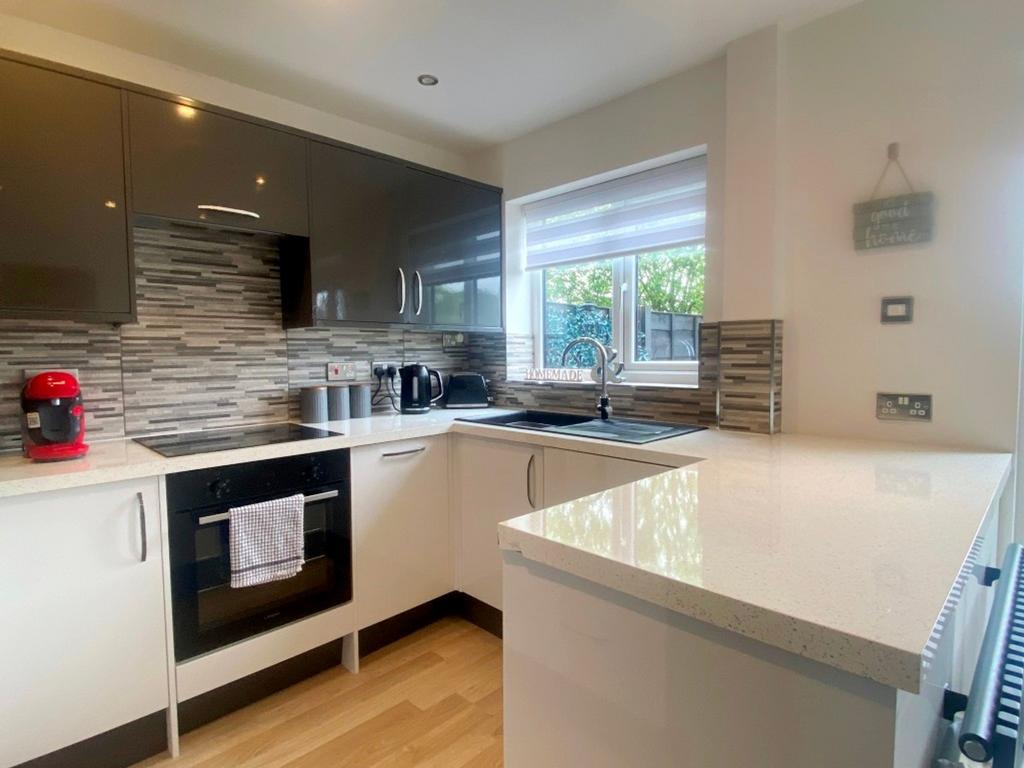 Dining kitchen