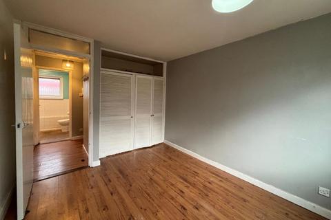 1 bedroom flat for sale, 3 Dumfries Court, Dumfries Street, Luton, Bedfordshire, LU1 5BG