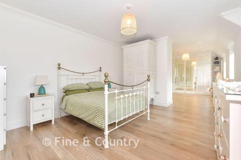 5 bedroom detached house for sale, Bears Green, Ashford, Kent