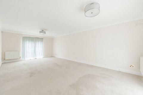 2 bedroom flat for sale, High Street, Edgware, HA8
