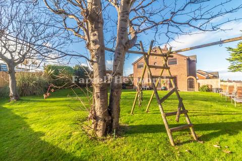 undefined, The Knowle, Blackpool FY2