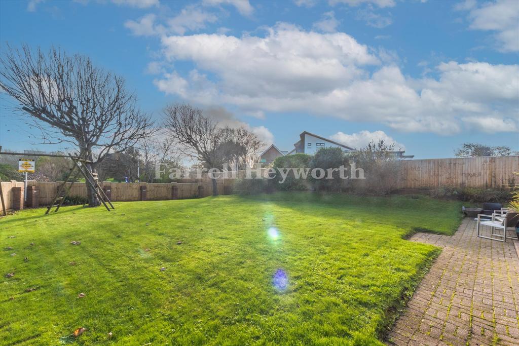 Garden image 5