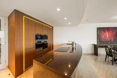 3 bedroom apartment to rent, The Tower, Vauxhall SW8
