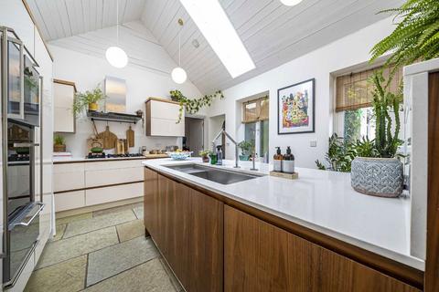undefined, Riverfield Road, Staines-Upon-Thames TW18