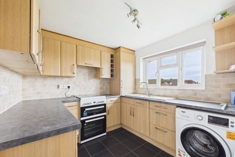 2 bedroom maisonette for sale, Berkeley Close, Chesham, Buckinghamshire, HP5