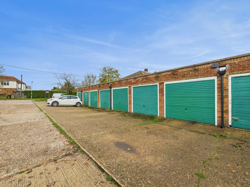 Garage Block
