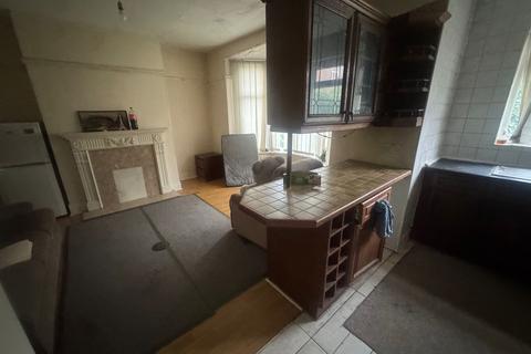 3 bedroom semi-detached house to rent, Kingsway, Newcastle upon Tyne NE4