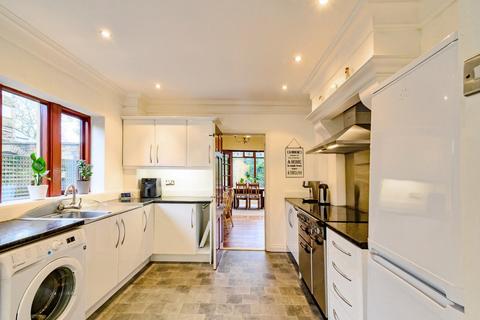 5 bedroom detached house for sale, Wolstenholme Fold, Rochdale OL11