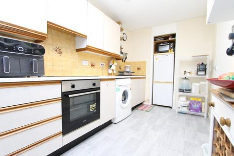 2 bedroom flat for sale, St Cecilia Close, Kidderminster, DY10