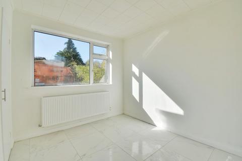 3 bedroom terraced house to rent, Hertfordshire WD24