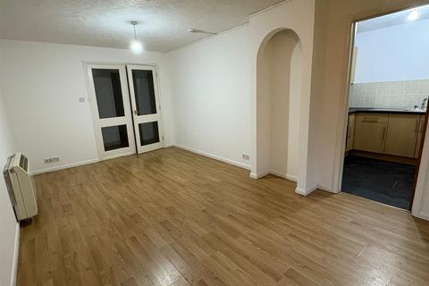 undefined, Tudor Close, Hatfield