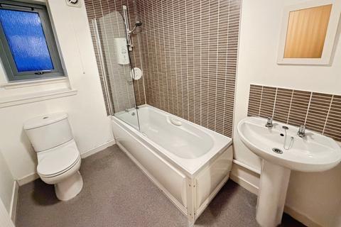 1 bedroom apartment to rent, St Tridunanas Rest, Edinburgh, EH7