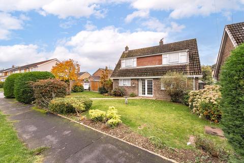 3 bedroom chalet for sale, Middlemarch Road, Toftwood