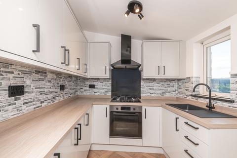 3 bedroom terraced house for sale, Church Street, Longwood HD3