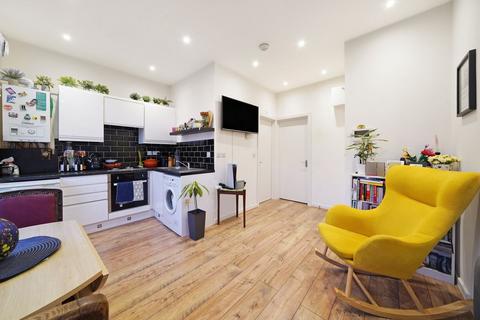 1 bedroom flat for sale, Butler Avenue, Harrow HA1