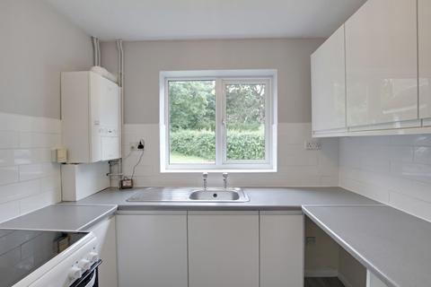 2 bedroom property to rent, Meadowsweet, St. Neots PE19