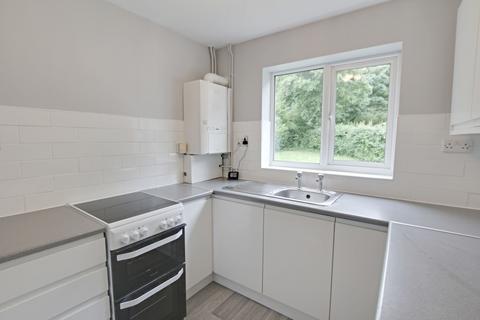 2 bedroom property to rent, Meadowsweet, St. Neots PE19