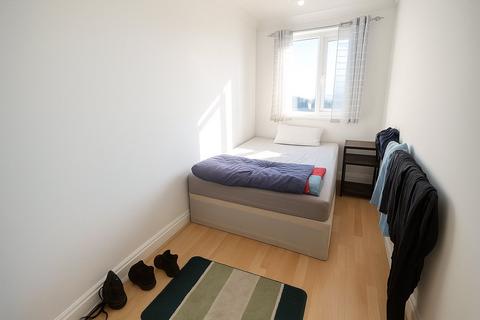 undefined, Teesdale  Court, Greater London TW7