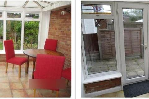 5 bedroom semi-detached house to rent, 53 Roberts road, High Wycombe, HP13