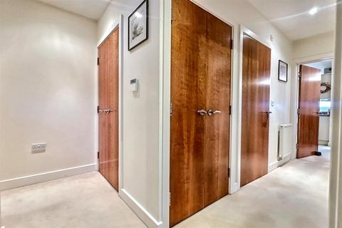 2 bedroom flat for sale, Chandlers Ford