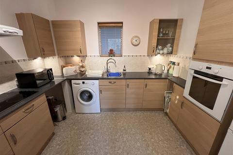 2 bedroom retirement property for sale, Spath Lane, Wilmslow