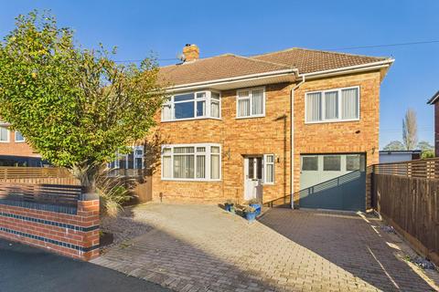 undefined, Park Avenue, Longlevens, Gloucester